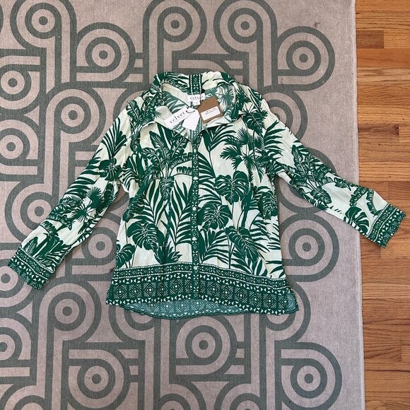 Ayla Top in White/Green, Velvet by Graham & Spencer, SIZE M - Picture 4 of 6